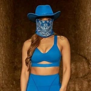 EUC Adidas x Ivy Park Rodeo Cut Out Bra